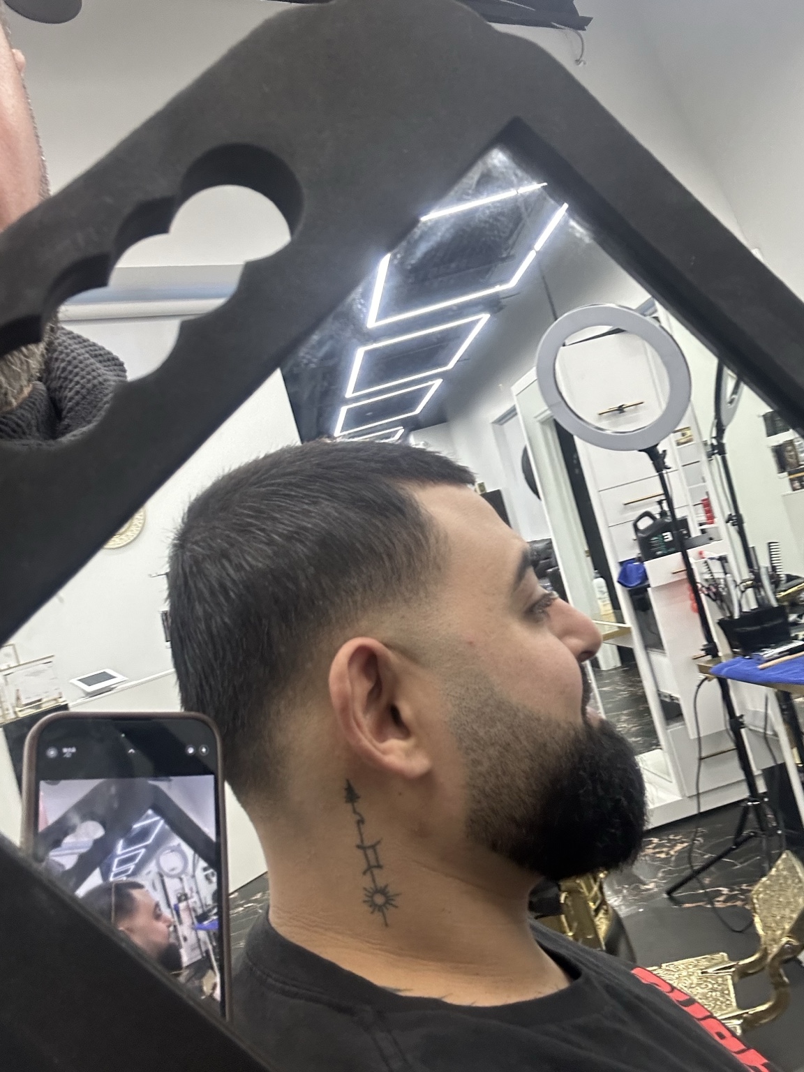 Beard blend with low skin fade, mirror angle